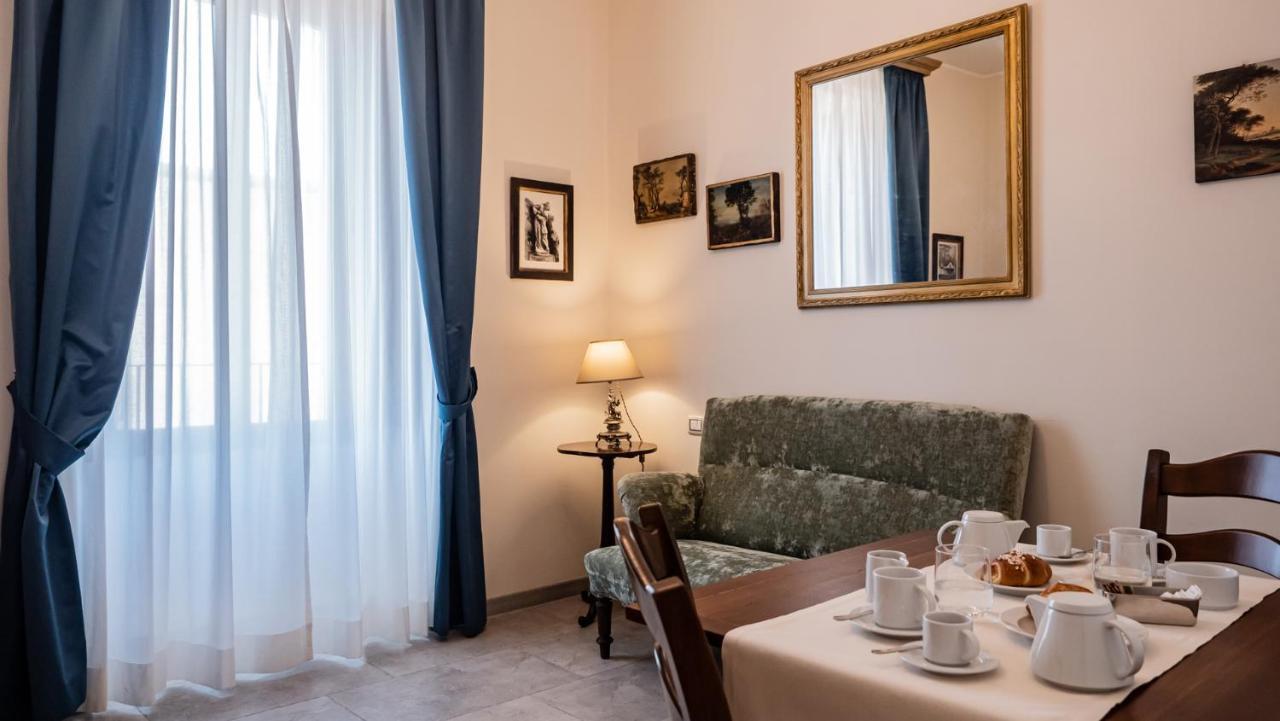 Palazzo Dei Pavoni, Relais Di Charme Bed & Breakfast